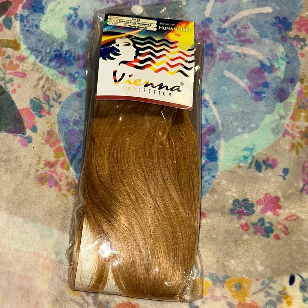 Vienna 8” Honey Blonde Hair Extensions